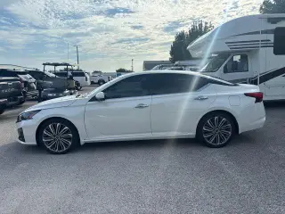 Nissan Altima 2024 2.5 SL 4p Sedan