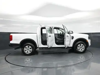 Ford Ranger 2024 4x2 XL Cabina Doble (SuperCrew) de 4 puertas y caja de 1.5 m (5.0 ft)
