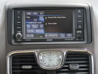 Chrysler Town and Country 2016 Touring Miniván de 4 puertas