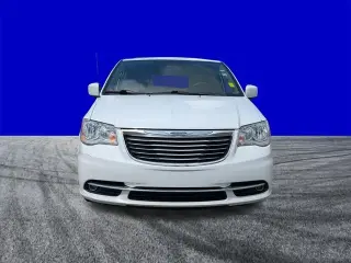 Chrysler Town and Country 2016 Touring Miniván de 4 puertas
