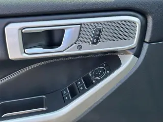 Ford Explorer 2024 AWD XLT 4p SUV