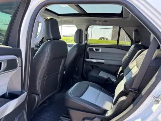 Ford Explorer 2024 AWD XLT 4p SUV