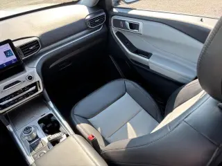 Ford Explorer 2024 AWD XLT 4p SUV