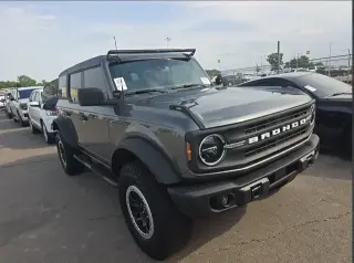 Ford Bronco 2024 4x4 Black Diamond 4p SUV