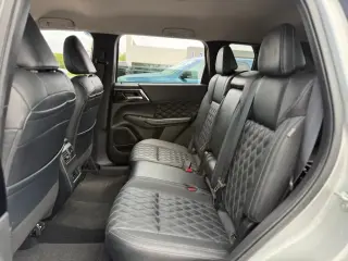 Mitsubishi Outlander 2022 AWD SEL Edición Especial 4p SUV