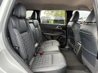 Mitsubishi Outlander 2022 AWD SEL Edición Especial 4p SUV