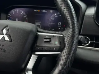 Mitsubishi Outlander 2022 AWD SEL Edición Especial 4p SUV