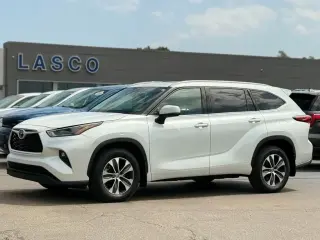 Toyota Highlander 2022 AWD XLE 4p SUV