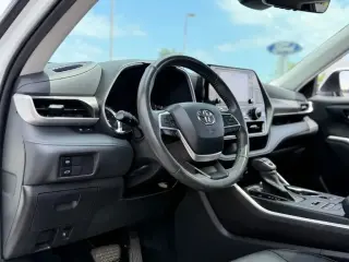 Toyota Highlander 2022 AWD XLE 4p SUV
