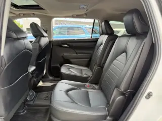 Toyota Highlander 2022 AWD XLE 4p SUV