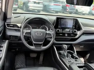 Toyota Highlander 2022 AWD XLE 4p SUV