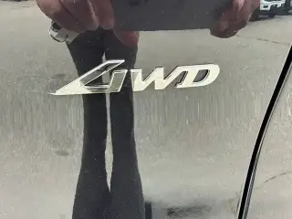 Genesis GV70 2024 AWD 2.5T Standard 4p SUV