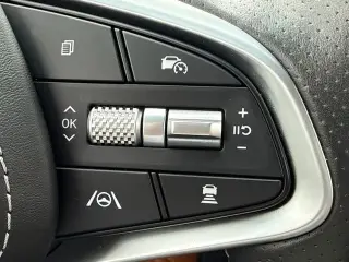 Genesis GV70 2024 AWD 2.5T Standard 4p SUV