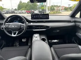 Genesis GV70 2024 AWD 2.5T Standard 4p SUV