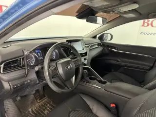 Toyota Camry 2024 SE 4p Sedan