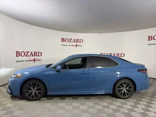 Toyota Camry 2024 SE 4p Sedan
