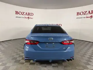 Toyota Camry 2024 SE 4p Sedan