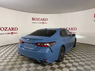 Toyota Camry 2024 SE 4p Sedan