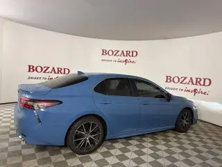 Toyota Camry 2024 SE 4p Sedan
