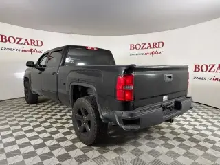 GMC Sierra 1500 2017 4x4 SLE 4p Crew Cab 5.8 ft. SB