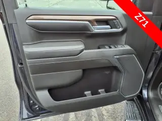 Chevrolet Silverado 1500 2022 4x4 LT 4dr Crew Cab 5.8 ft. SB con 1LT