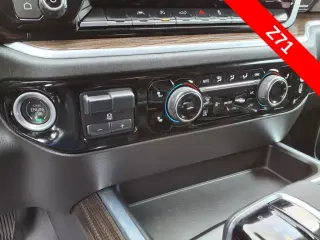 Chevrolet Silverado 1500 2022 4x4 LT 4dr Crew Cab 5.8 ft. SB con 1LT