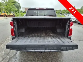 Chevrolet Silverado 1500 2022 4x4 LT 4dr Crew Cab 5.8 ft. SB con 1LT