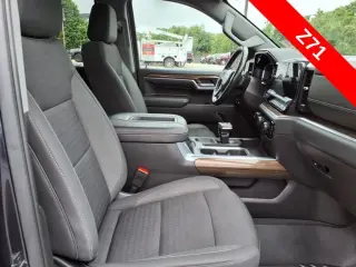 Chevrolet Silverado 1500 2022 4x4 LT 4dr Crew Cab 5.8 ft. SB con 1LT