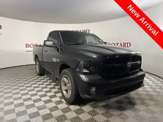 Ram 1500 2017 4x2 Express 2dr Regular Cab 6.3 ft. SB Pickup