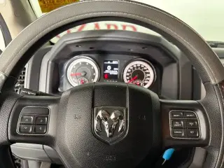Ram 1500 2017 4x2 Express 2dr Regular Cab 6.3 ft. SB Pickup