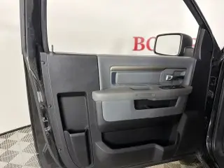 Ram 1500 2017 4x2 Express 2dr Regular Cab 6.3 ft. SB Pickup