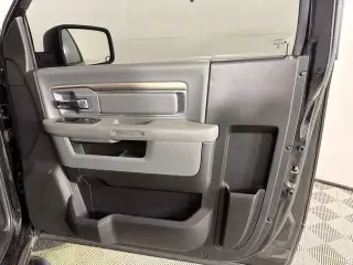 Ram 1500 2017 4x2 Express 2dr Regular Cab 6.3 ft. SB Pickup