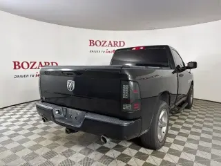 Ram 1500 2017 4x2 Express 2dr Regular Cab 6.3 ft. SB Pickup