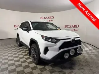 Toyota RAV4 2022 LE 4p SUV