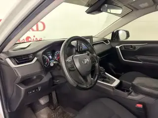 Toyota RAV4 2022 LE 4p SUV