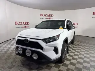 Toyota RAV4 2022 LE 4p SUV