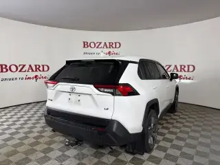 Toyota RAV4 2022 LE 4p SUV
