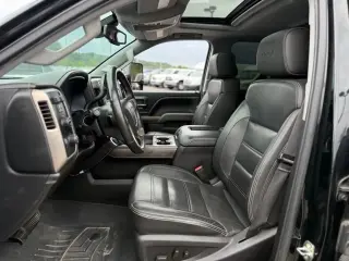 GMC Sierra 2500HD 2018 4x4 Denali 4p Crew Cab SB