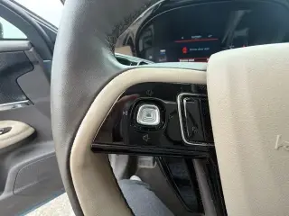 Lincoln Corsair 2023 AWD Reserve 4p SUV