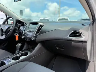 Chevrolet Cruze 2017 LT Auto 4p Sedan