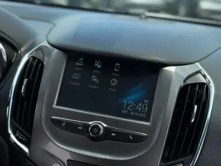 Chevrolet Cruze 2017 LT Auto 4p Sedan