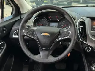 Chevrolet Cruze 2017 LT Auto 4p Sedan