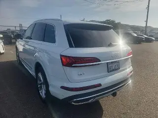 Audi Q7 2021 AWD quattro Premium 45 TFSI 4p SUV