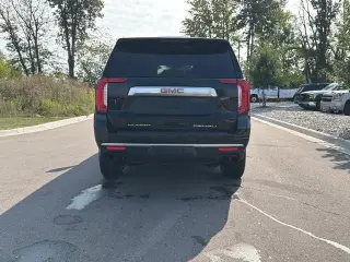 GMC Yukon 2021 4x4 Denali 4p SUV