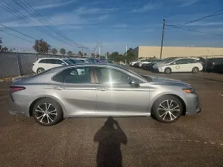 Toyota Camry 2019 SE 4p Sedan