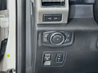 Ford F-150 2018 4x4 King Ranch 4p SuperCrew 5.5 ft. SB