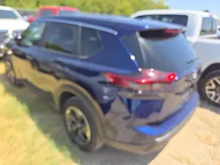 Nissan Rogue 2025 SV 4p Crossover