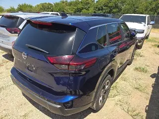 Nissan Rogue 2025 SV 4p Crossover