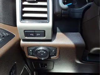 Ford F-150 2017 4x4 King Ranch 4p SuperCrew 6.5 ft. PT