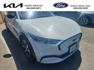 Ford Mustang Mach-E 2023 Premium 4p SUV